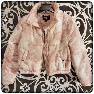Brand NEW! Outer Edge Pink/White Mauve Coat - NWT